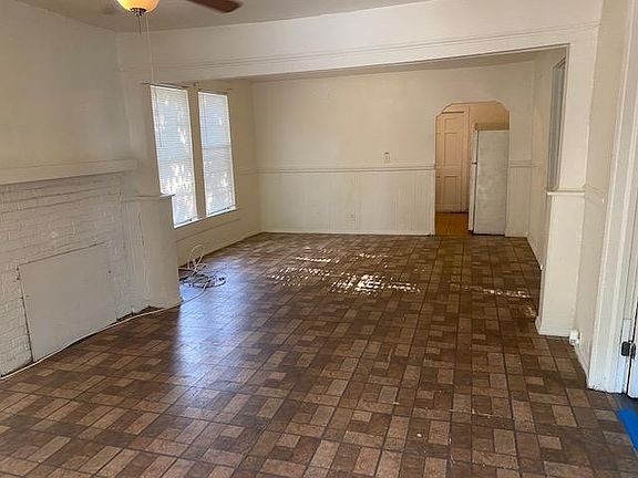 3rd image of 1210 Holmes Ave #A