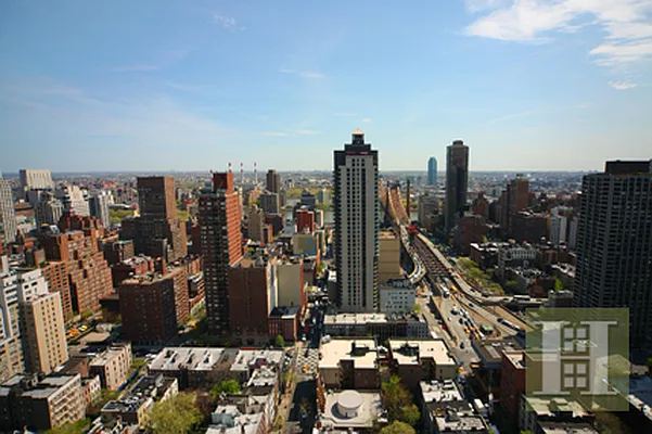 Sold by Halstead Real Estate | media 6