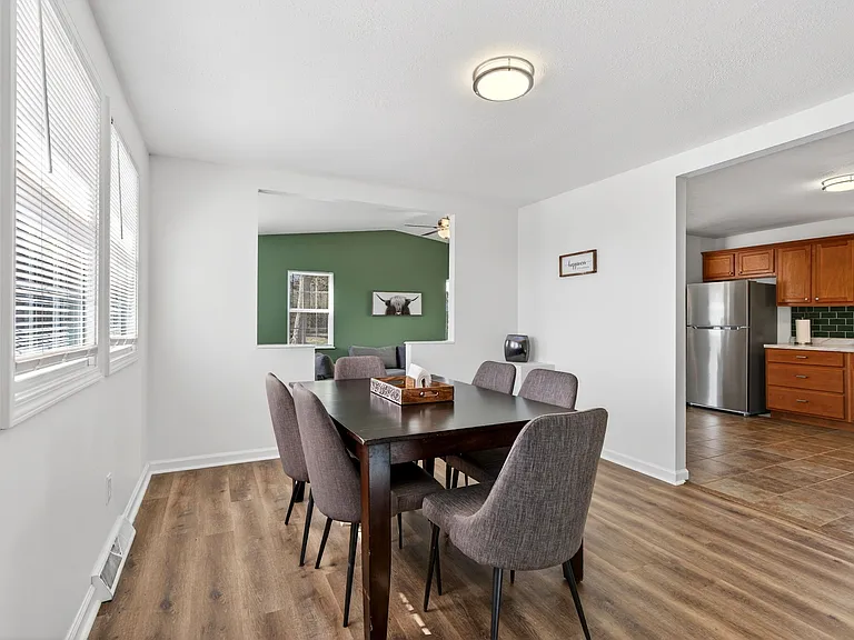 3734 Carol Park Rd — Photo 6