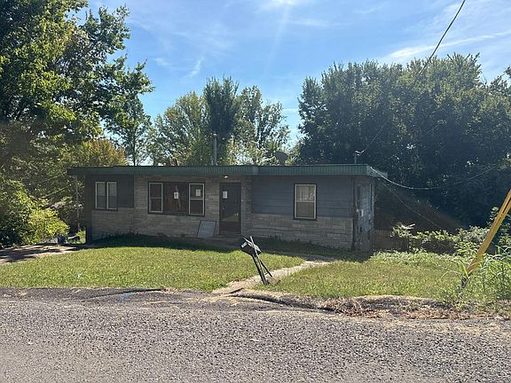 2nd image of 1036 Villa Ridge Rd