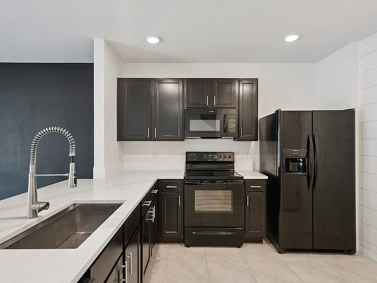 9030 Carlotta Way — Photo 2