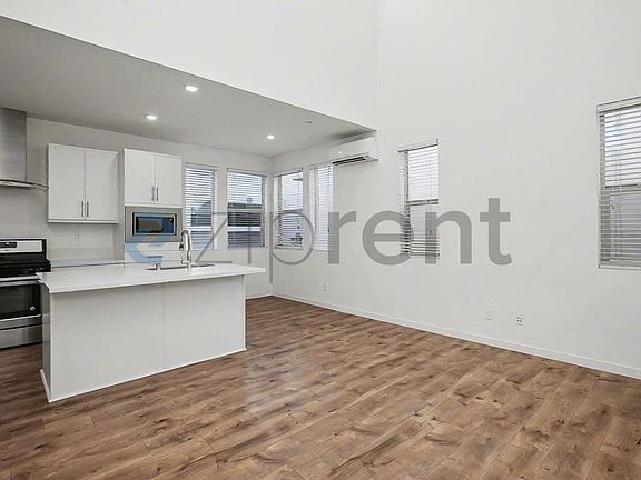 5th image of 450 Crate Ave