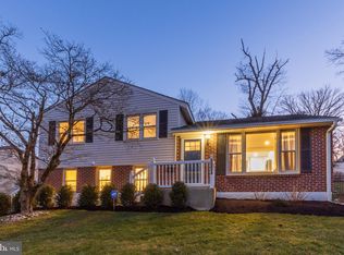 2894 Woodland Rd, Abington, PA 19001