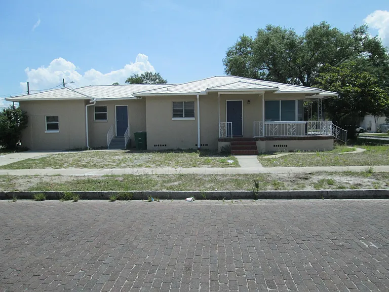 707 N Oregon Ave — Photo 13