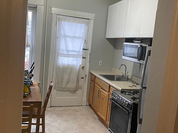 2nd image of 329 Saw Mill River Rd Floor 2