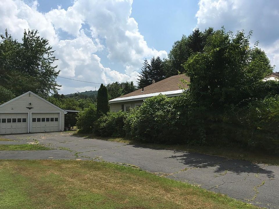 2nd image of 192 Shelburne Rd