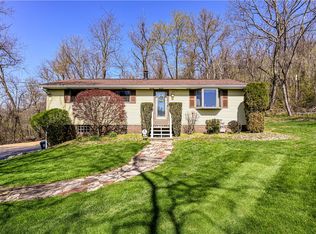 2037 Ridge Rd, Jeannette, PA 15644