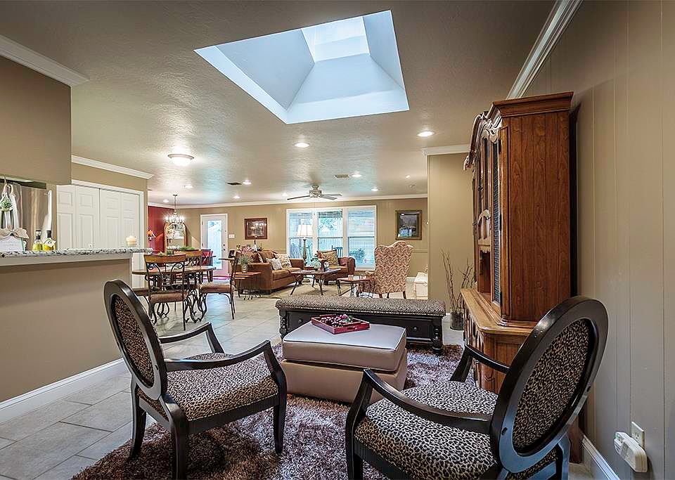1st image of 9310 Jaywood Dr
