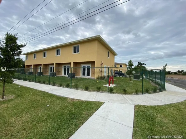 875 SW 7th St, Homestead, FL