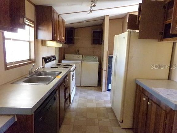 4th image of 4030 Rolling Hills Ct W