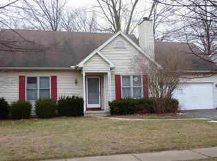 8639 Tanglewood Rd, Temperance, MI 48182