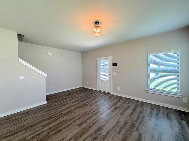 219 Cotton Bayou Dr — Photo 5
