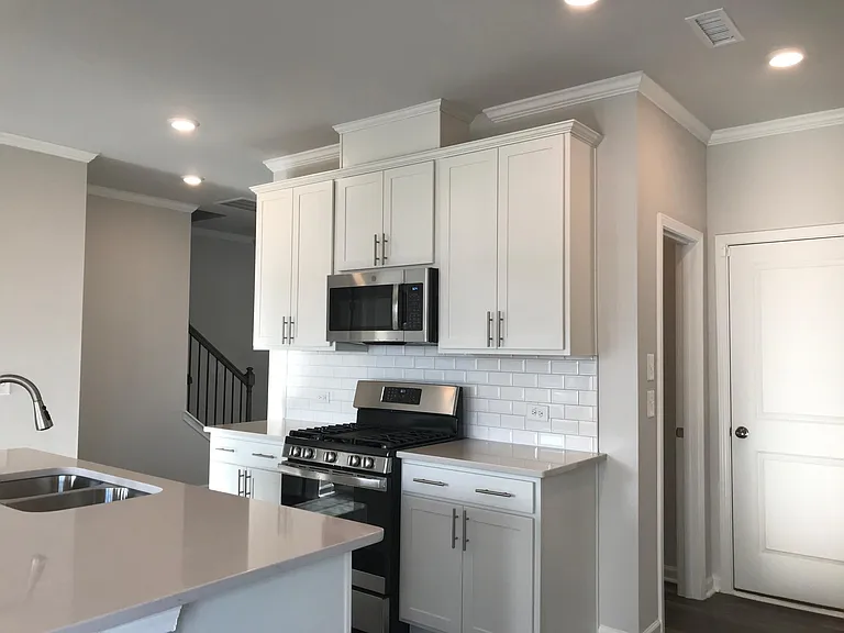 1606 Chestnut Tree Dr — Photo 5
