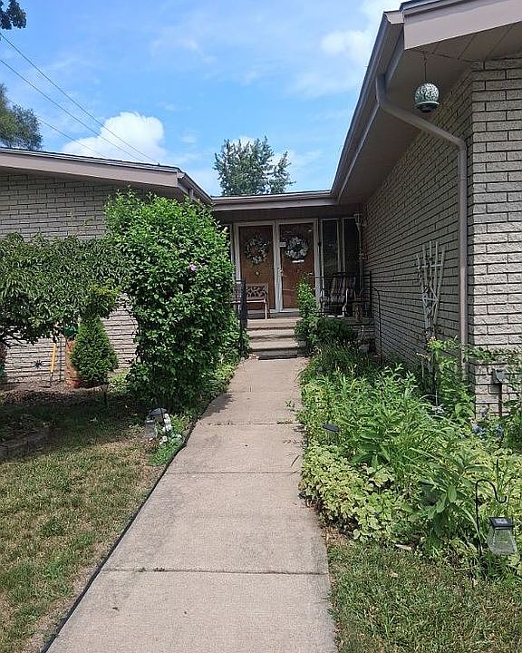 1500 Capitol Ave, photo 4