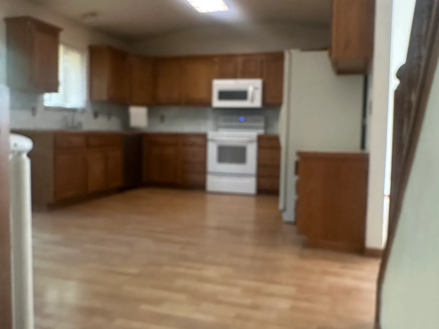 3 bed, 2.5 bath, 1856 sqft, $2,500 — Photo 2