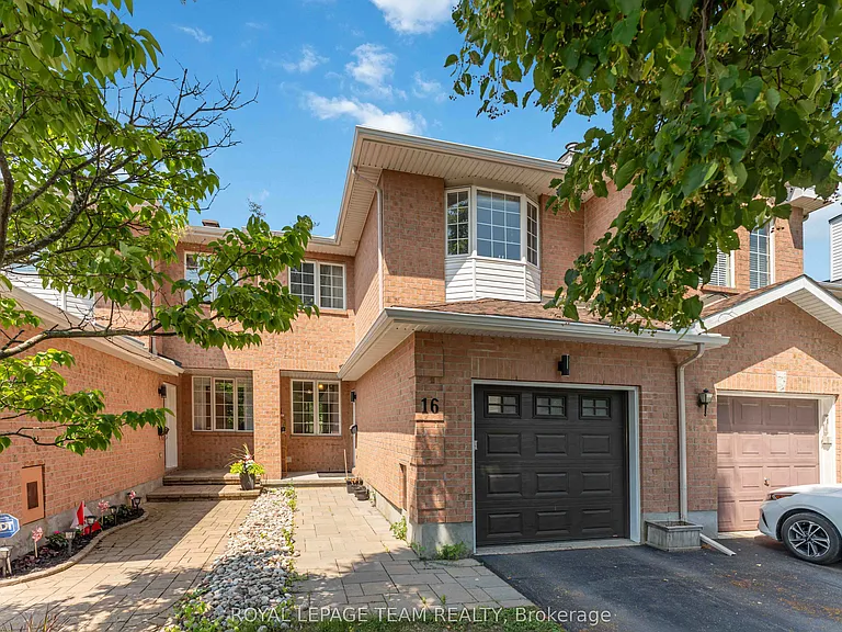 16 Cohen Ave — Photo 2