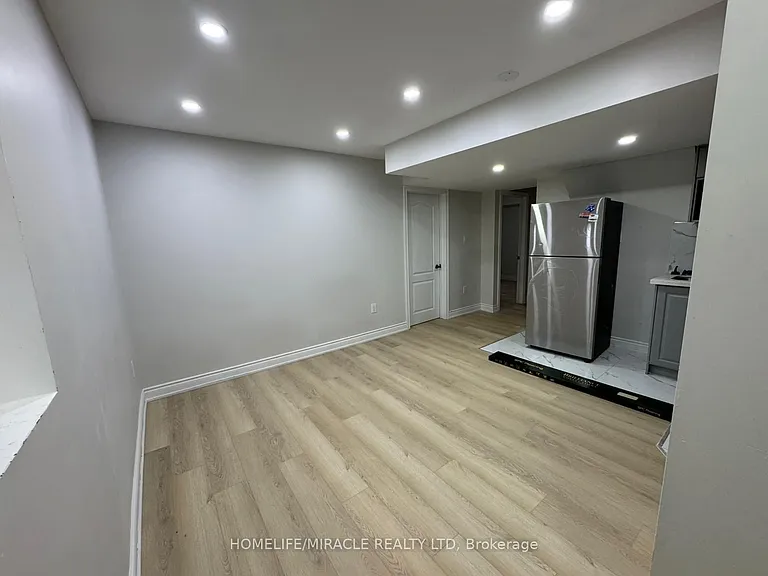 40 Eberly Woods Dr — Photo 7