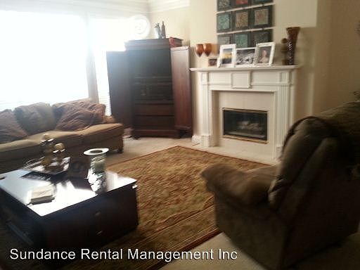 4th image of 1462 Oakmont Pl