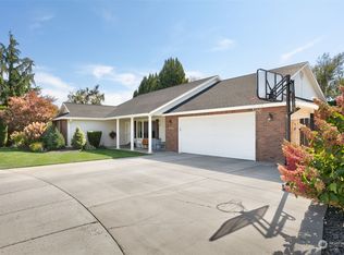 9100 W Yakima Ave, Yakima, WA
