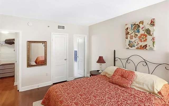 1205 Saint Charles Ave #313 — Photo 11