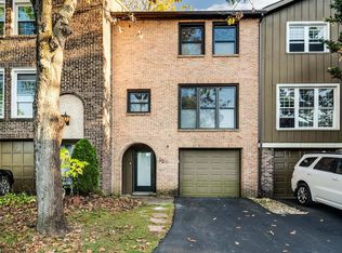 25 Club Ln, Reading, PA 19607