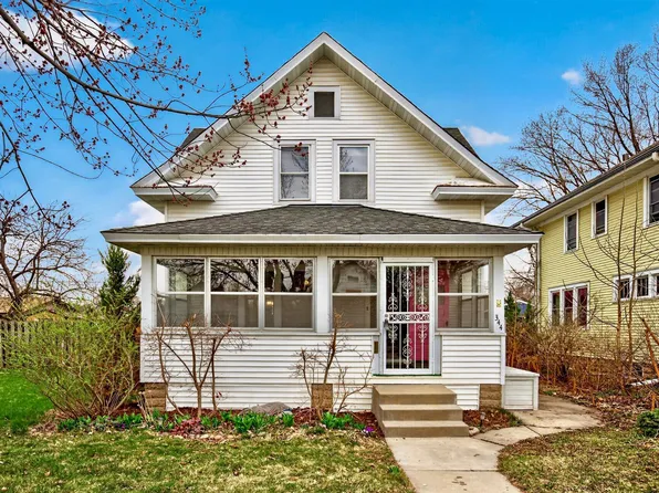 344 6th Ave S, South Saint Paul, MN 55075