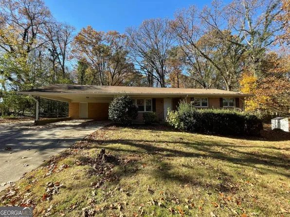 7163 Linda Dr, Lithia Springs, GA 30122