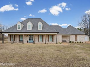 1946 Cotton Dr, Hernando, MS 38632