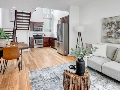 1915 25th Avenue S Unit D, Seattle, WA, 98144