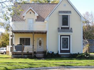 300 Pleasant St, Clinton, WI 53525