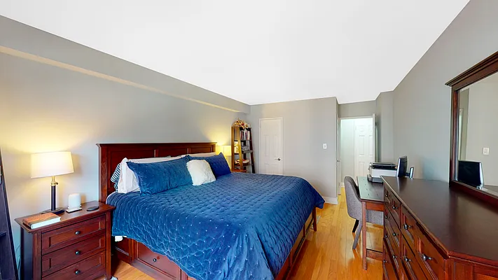 Sold by Winzone Realty Inc | media 6