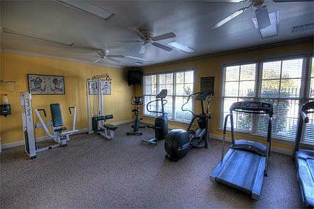 4th image of 18418 Bridle Club Dr
