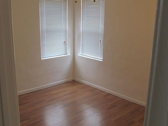 4th image of 223 S Dillon Ave
