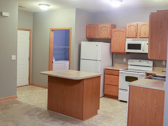 5th image of 1835 SW White Birch Cir Unit 16
