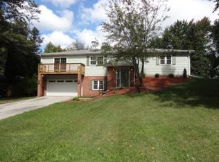 309 Canterbury Dr, La Porte, IN