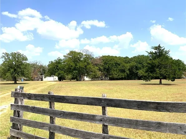 23965 Frontier Ln, Navasota, TX 77868