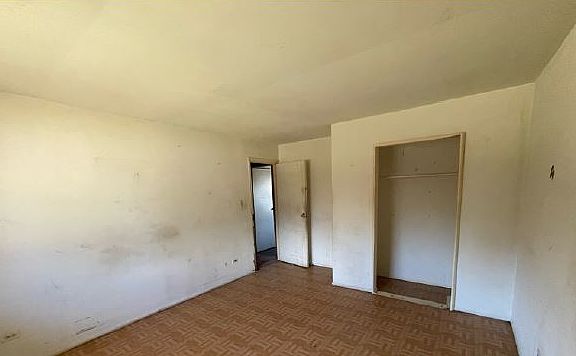 4th image of 22545 Brookwood Dr