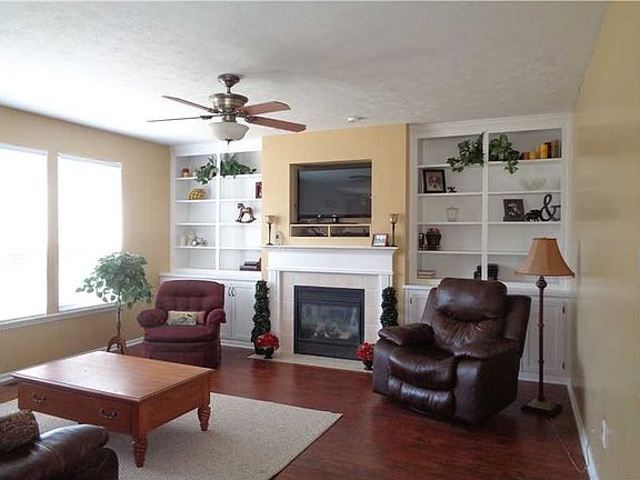 Exterior Front. Custom built ins.