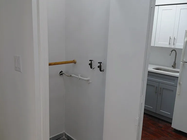 363 Neptune Ave #2T — Photo 7