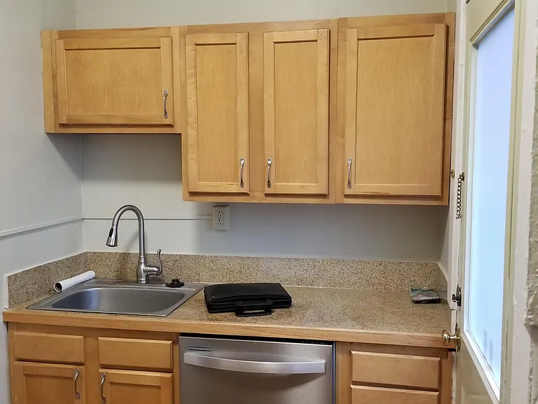 80 W 5th Ave #1B — Photo 2