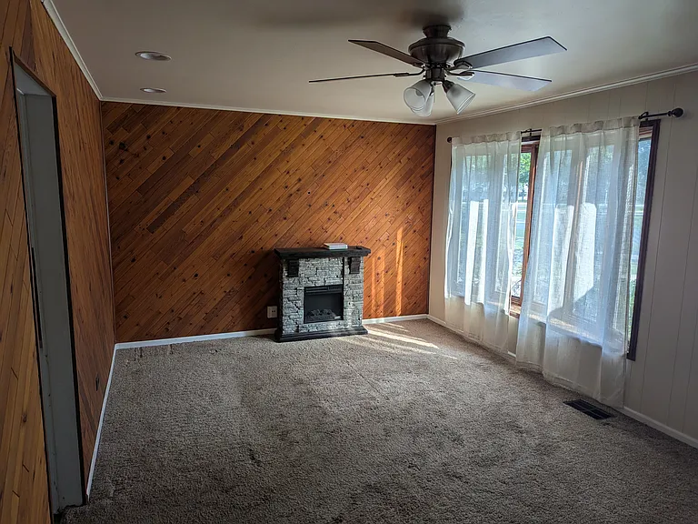 2705 Park St — Photo 4