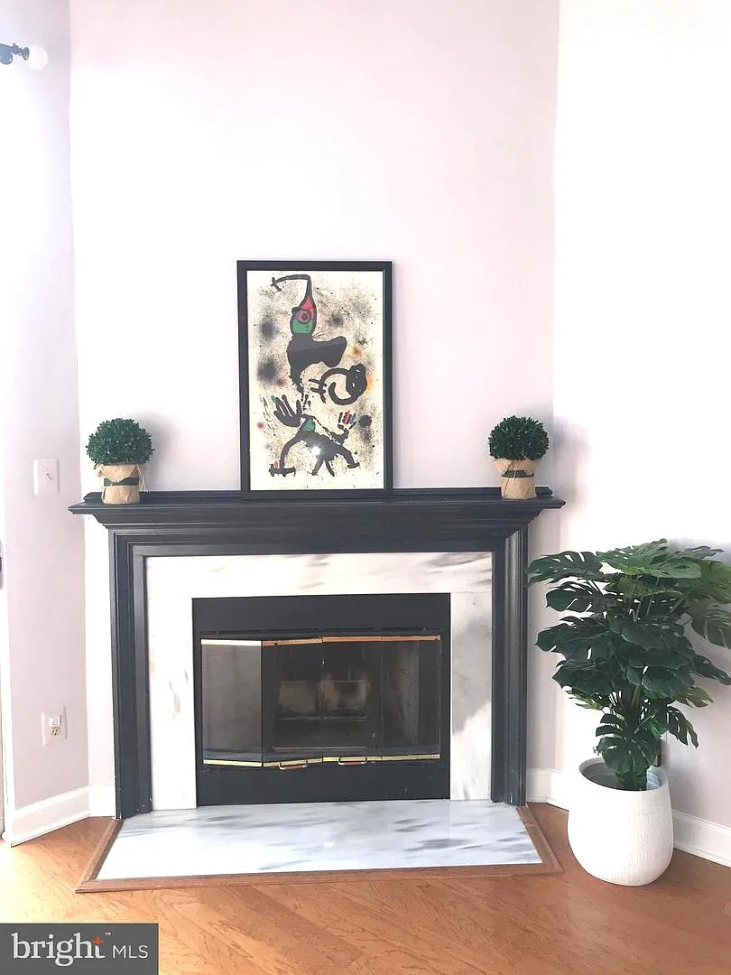 3 bed, 1266 sqft, $3,000 — Photo 3