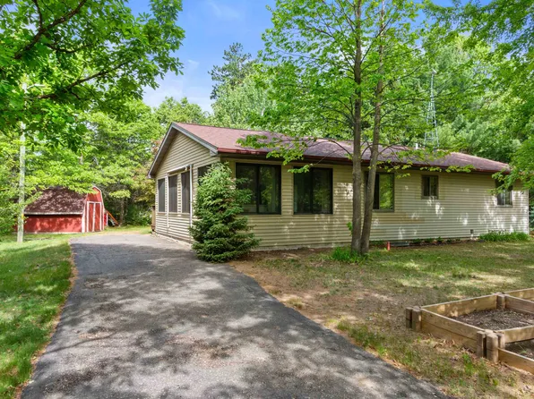 1389 W 11th Ave, Friendship, WI 53934