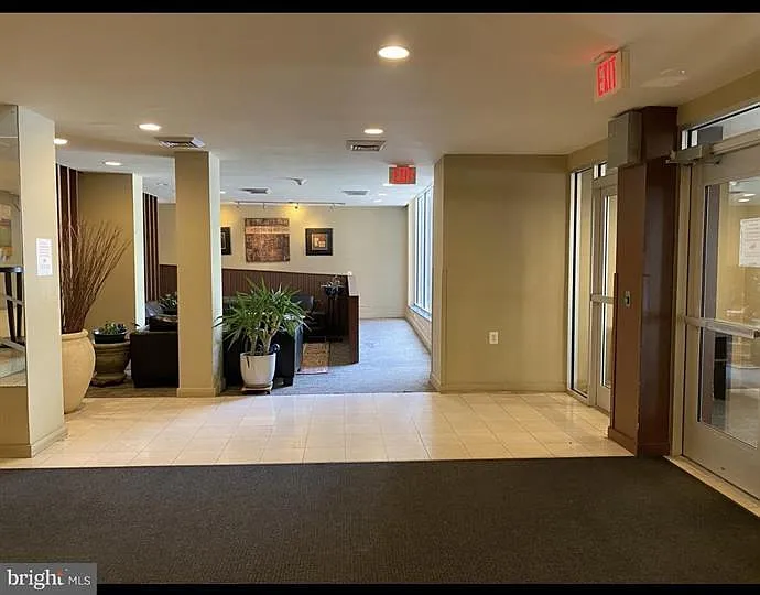 7333 New Hampshire Ave #708 — Photo 12