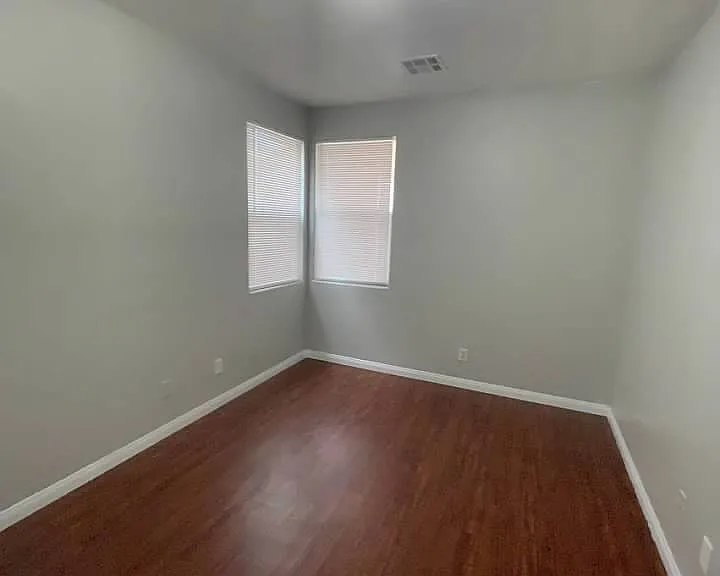 7349 Dolphine Crest Ave — Photo 84
