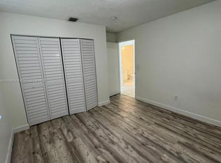 2220 Pierce St APT 5, Hollywood, FL 33020