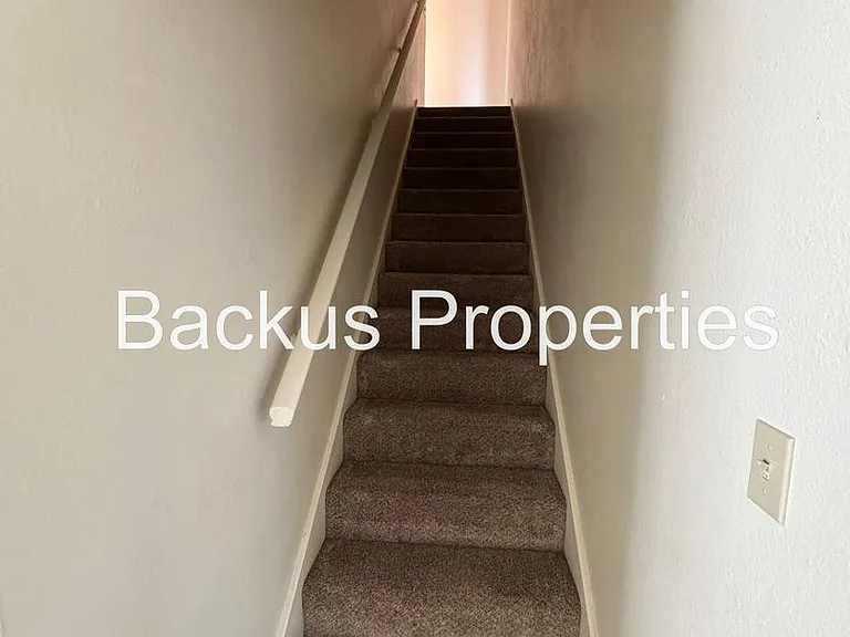 1825 Palm Ave #A — Photo 8