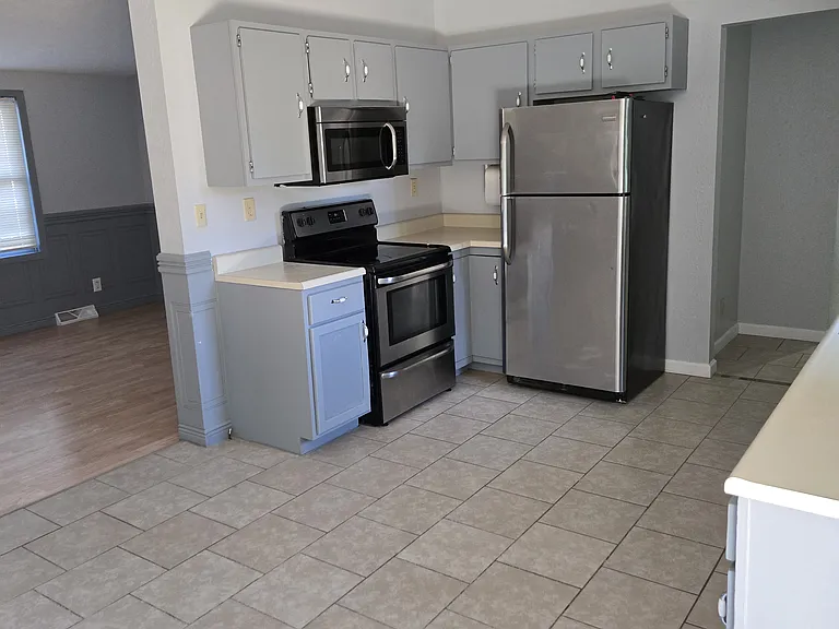 5015 Highland Dr — Photo 5