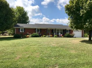 112 Mountain View Dr, Berea, KY 40403