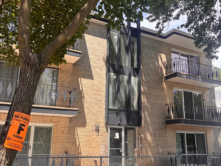 1950 W Fargo Ave #3E — Photo 1